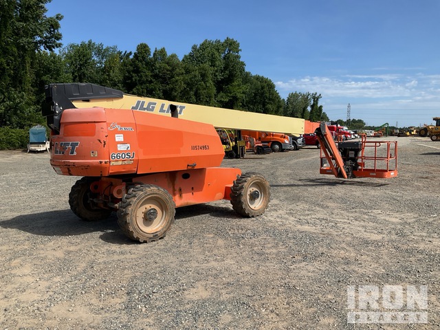 ELEVADOR TELESCóPICO 2017 JLG 4WD 660SJ