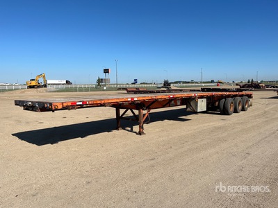 2007 53 ft Tri/A Flatbed Trailer