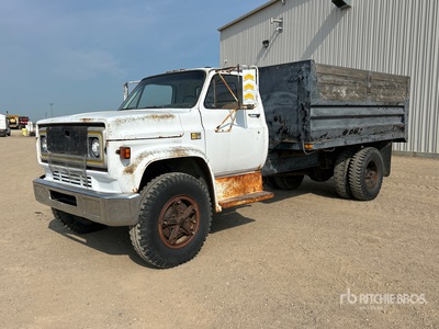 1981 Chevrolet 4x2 Camión de granos