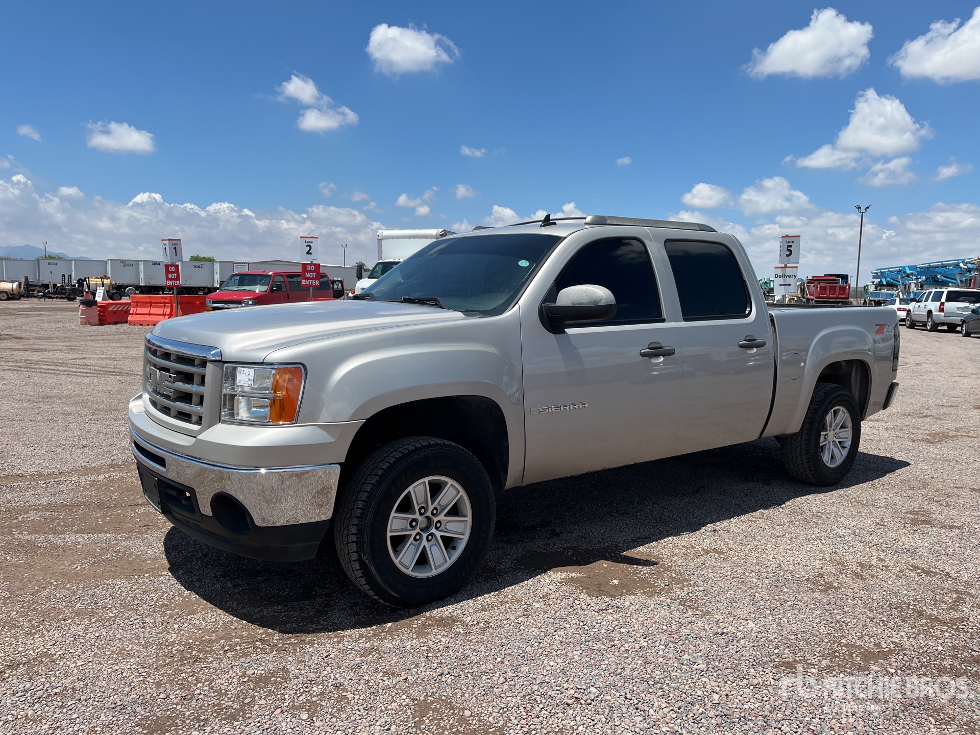 2009 GMC Sierra 1500 SLE 4x4 Crew Cab Pickup