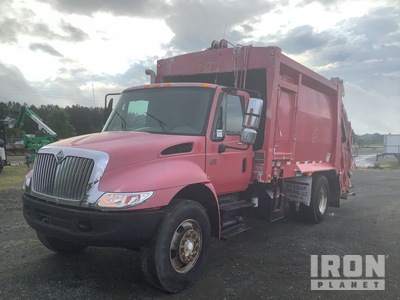2007 International Durastar 4300 Waste Collection Truck