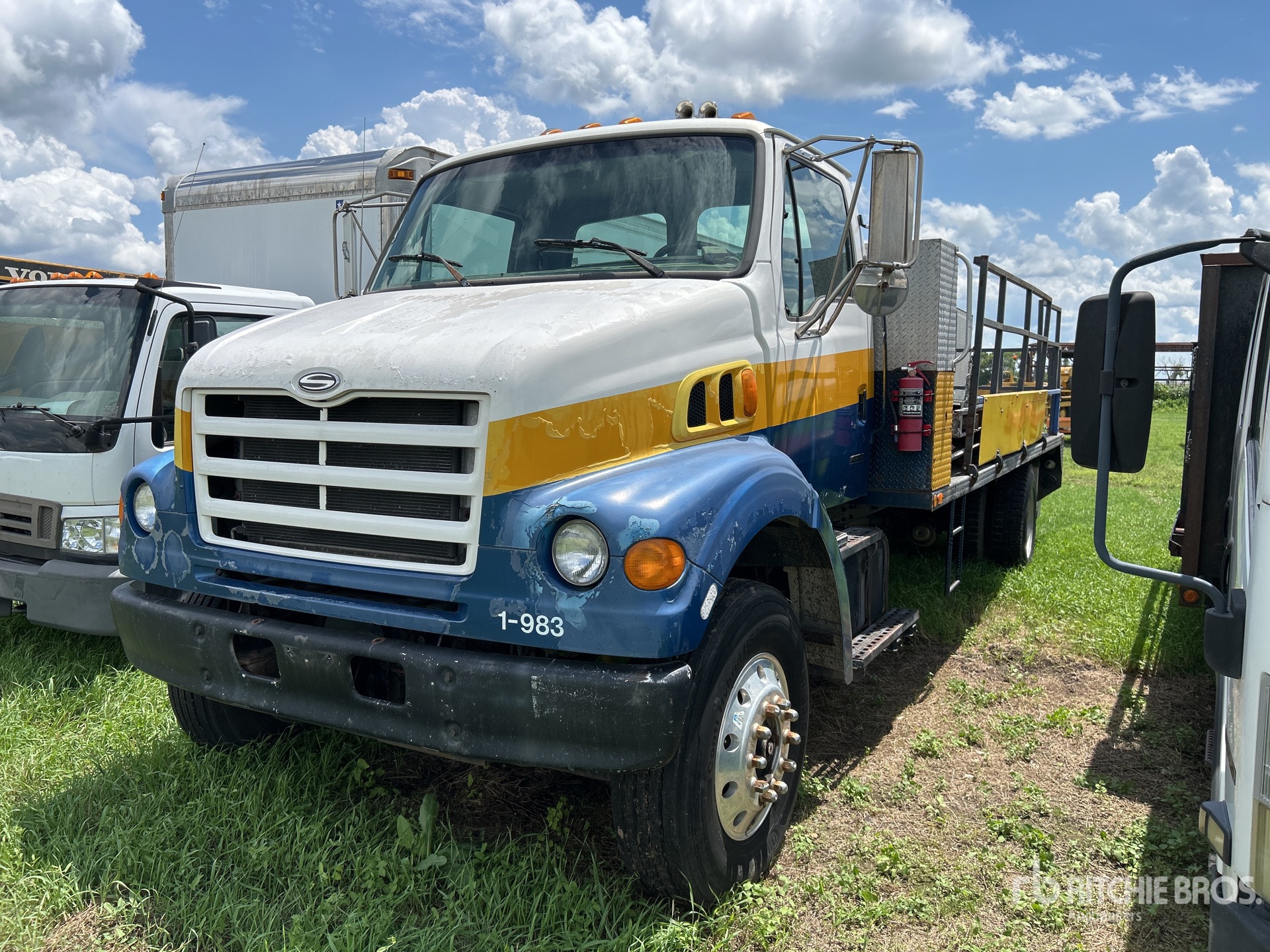 1999 Sterling L8501 Camión Caja Abierta