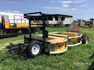 1997 Scorpion Scorpion Electric Trailer Attenuator Arrow Board Crash Attenuator