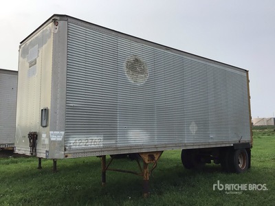 1975 Comet 27 DVT 28 ft x 96 in S/A Van Trailer