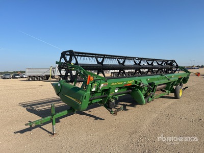 2008 John Deere 930D 30 ft Draper Combine Header