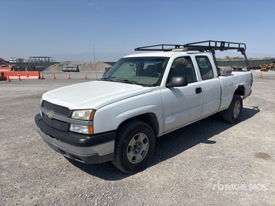 2005 Chevrolet 1500 4x4 Extended Cab Pickup