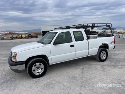 2005 Chevrolet 1500 4x4 Extended Cab Pickup