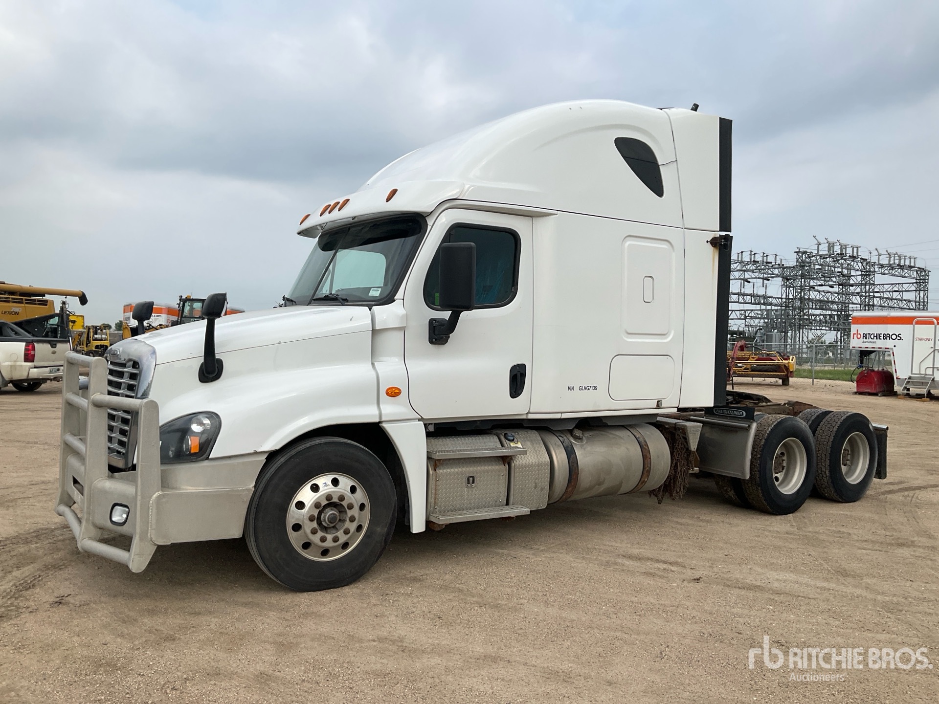 CAMIóN CAMAROTE 2016 FREIGHTLINER