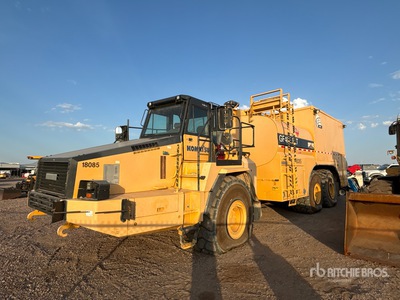 2007 Komatsu HM400-2 6x6 Articulated Off-Road Ciężarówka do przewozu paliwa i oleju