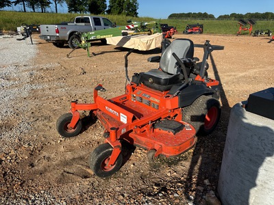 Kubota Z726XKW-2-60 Zero-Turn Lawn Mower