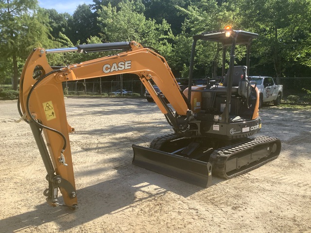 2023 Case CX37C