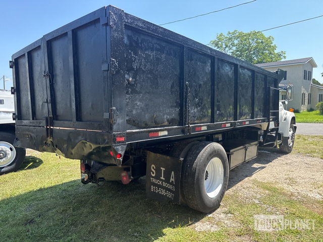 1998 Ford F800 4x2 S/A Dump Truck in Lakeland, Florida, United