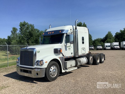 2015 Freightliner Coronado 122SD 8x4 تراكتور شاحنة بسقف (ثلاثى المحور)