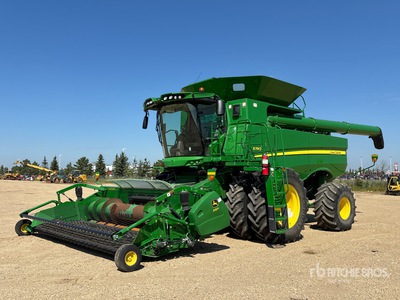 2019 John Deere S790 Combine Harvester