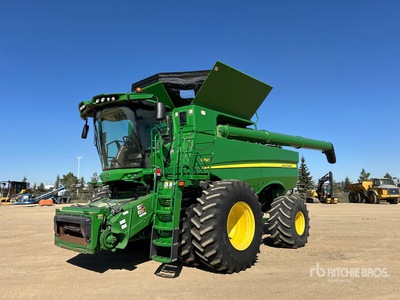 2018 John Deere S790 حصادة مجمعة