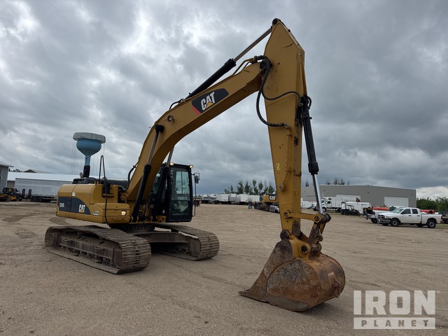 EXCAVADORA 2011 CATERPILLAR 324DL
