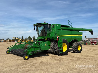 2016 John Deere S680 Moissonneuse-batteuse