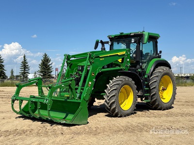 2022 John Deere 7R 210 トラクター