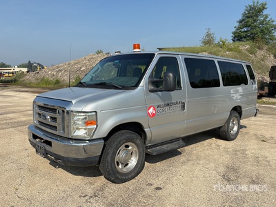 2012 Ford E-350 XLT 12 Furgone passeggeri
