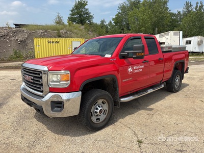 2016 GMC Sierra 2500HD 4x4 Extended Cab Pickup