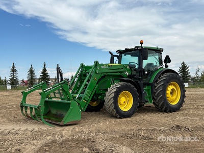 2018 John Deere 6155R 4WD Tractor Agrícola