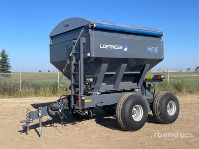 2023 Loftness F810 90 in T/A 810 gal Fertilizer Spreader