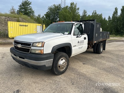 2006 Chevrolet Silverado 3500 4x2 Camión Caja Abierta