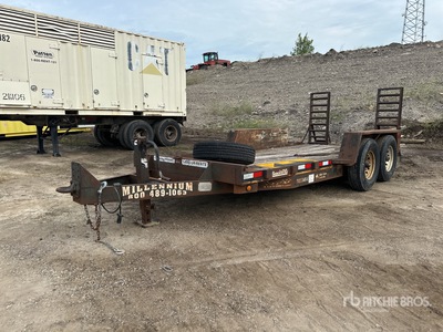 2006 Millennium M6F16P 12000 lb T/A Equipment Trailer