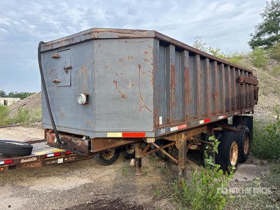 1956 Dorsey 20 ft T/A End Dump Trailer