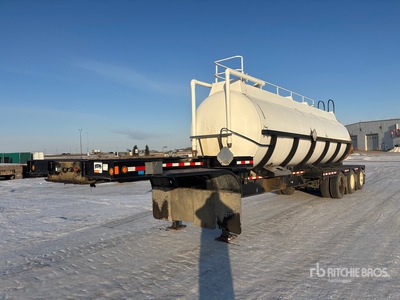 2000 L & S Cryogenic 24000 L Tri/A Tanker Trailer