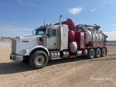 2011 Westech on 2011 Kenworth T800 8x6 Sleeper Vacuum Excavator Truck