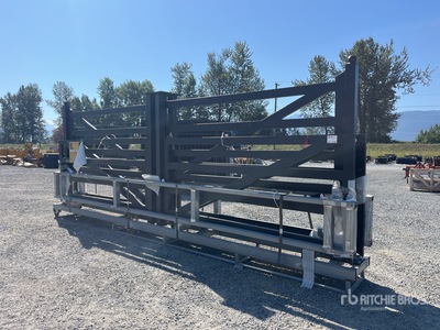 Quantity of (3) Suihe NFG-10FB-3 20 ft x 5 ft Wrought Iron Bi-Parting Farm Oprit Poort