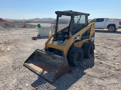 2004 Cat 226B Minicargadora