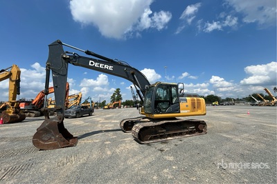 2019 John Deere 210GLC 油圧ショベル