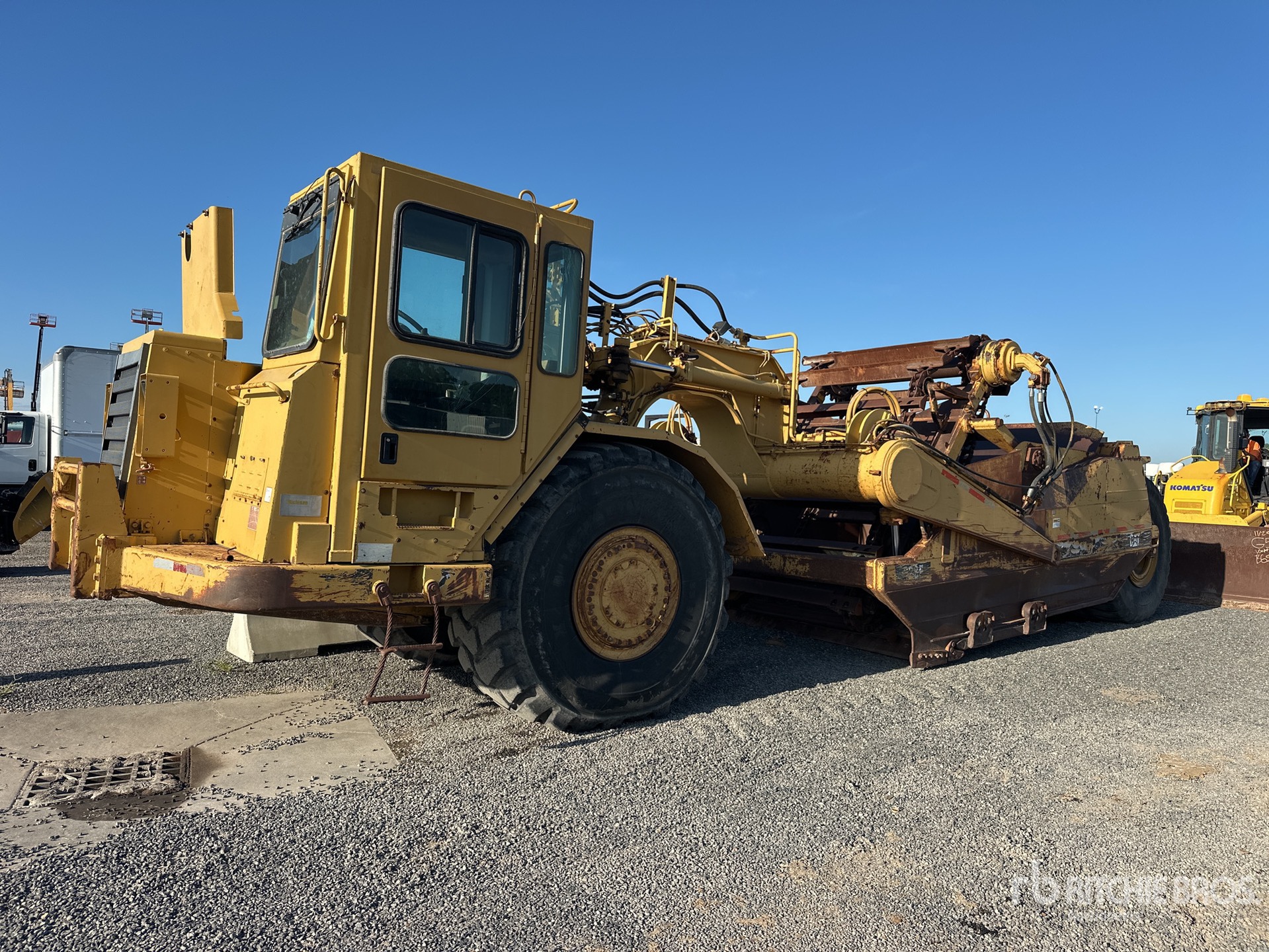 1994 Cat 623F モータースクレーパー