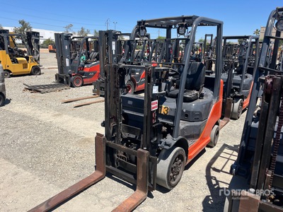 Toyota 8FGCU25 4350 lb Forklift