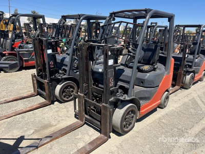 Toyota 8FGCU25 4350 lb Forklift