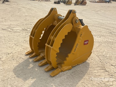 2025 Hongwing 1370 mm Double Hydraulic Thumb Excavator Bucket - Fits Cat 320 (Unused)