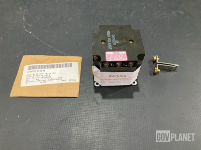 (1,286) Hexagon Plain Nuts, (38) Thermal Release Heaters & Assorted Items