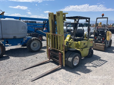 Mitsubishi FG20 4000 lb Cushion Tire Montacargas