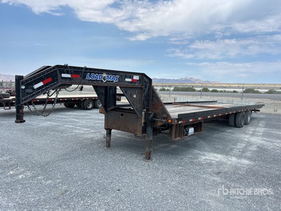 2013 Load Trail T/A Gooseneck Tilt Deck Trailer