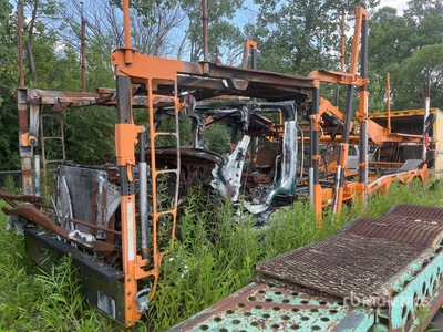 destroyed car carrier truck (Inoperable)