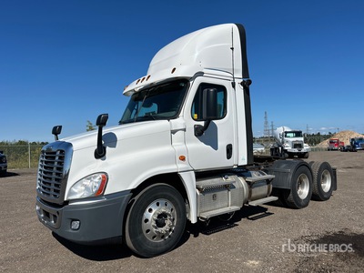 2016 Freightliner Cascadia 125 6x4 Cabeza Tractora Cabina Corta