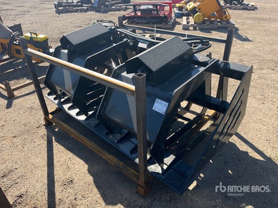 GIYI X-HWG72 72 in Hollow Wood Grabber Skid Steer Grapple (Unused)