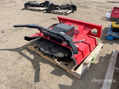 GIYI X-DM43 43 in Mini Skid Steer Mulcher (Unused)