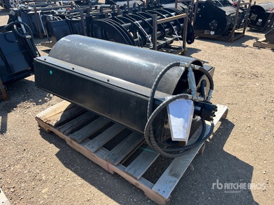GIYI 39 in Mini Skid Steer Vibratory Roller (Unused)