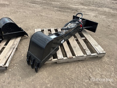 GIYI 12 in Mini Skid Steer Backhoe (Unused)