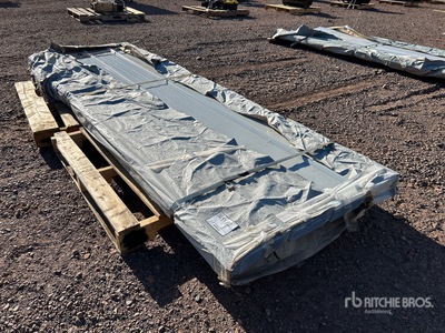 Quantity of 2025 SKLP SKL50 9 ft 10 in x 3 ft Grey Galvalume Steel Panels Divers - Matériaux de construction (Unused)