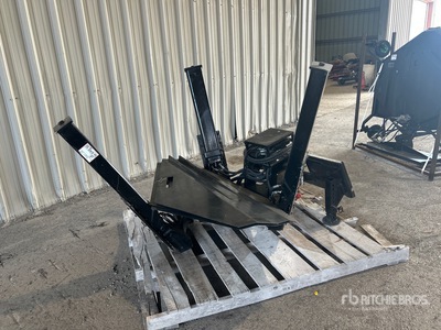 2025 GIYI GY-TD27 36 in Skid Steer Tree Spade (Unused)