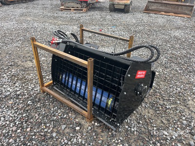 2025 GIYI Mb27 700 mm Hormigonera para minicargadora (Unused)